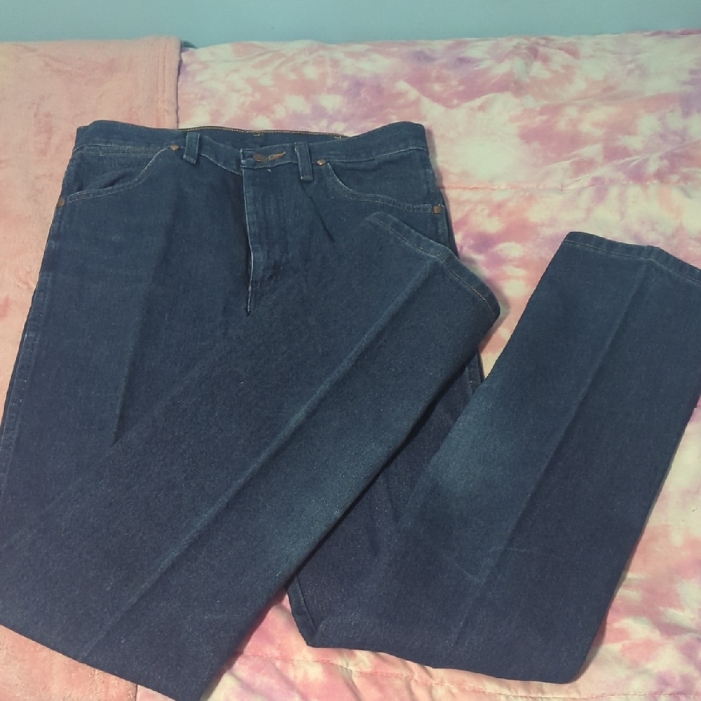 Wrangler Men's Deep Blue Straight Jeans